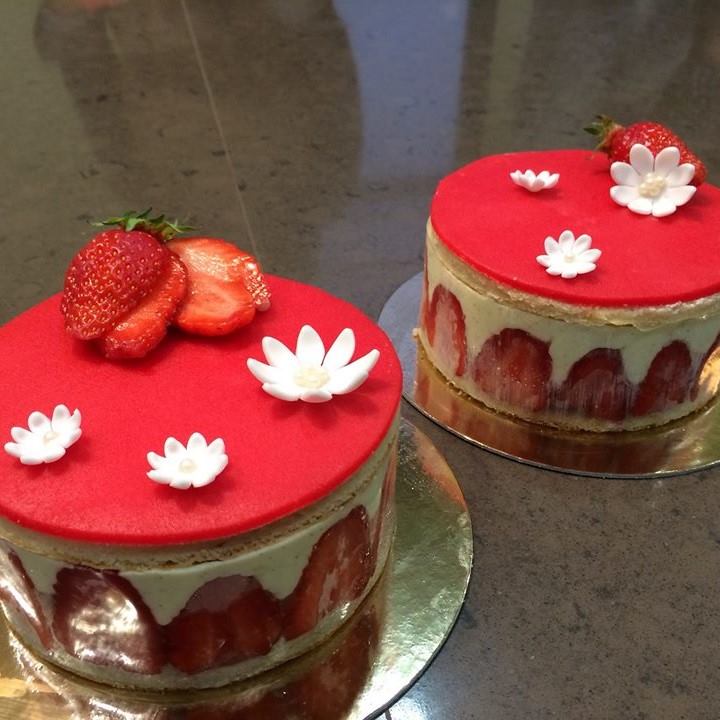 Atelier Fraisier Labo Gato Marseille By Night